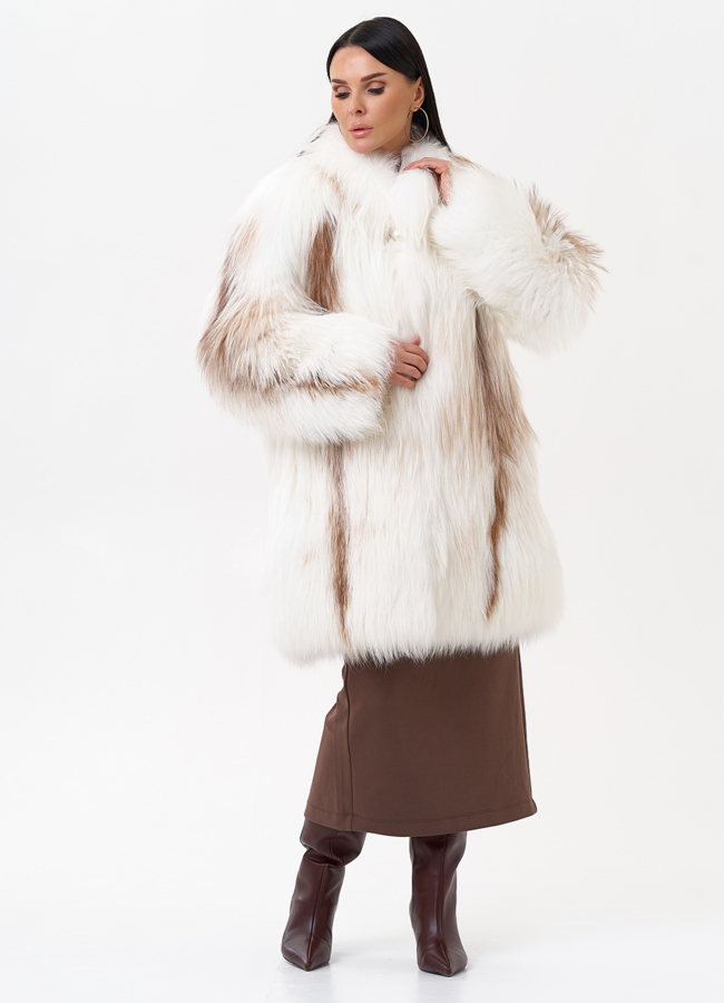 Белая шуба из лисы модель № 29481 универмаг малина