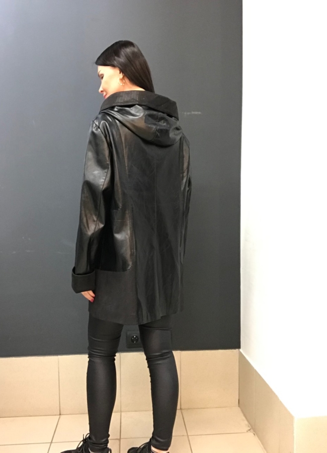 фото Куртка кожаная черного цвета модель № 772