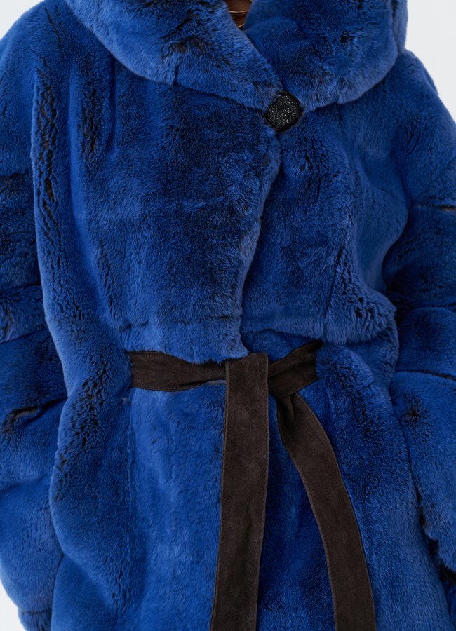 Шуба из меха кролика с капюшоном модель № 28898 в рассрочку