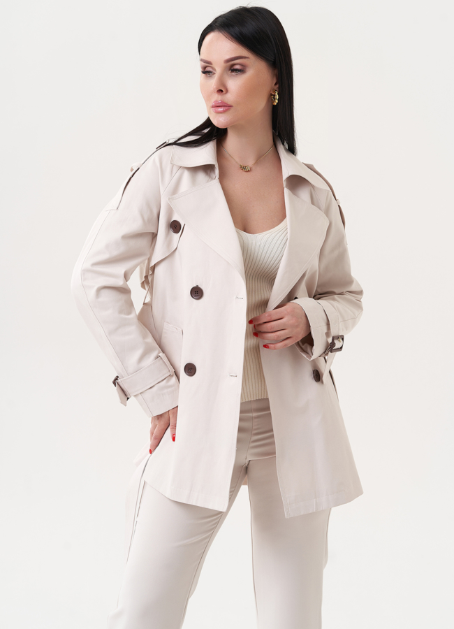 Жакет бежевого цвета с английским воротником модель № 27196 в кредит