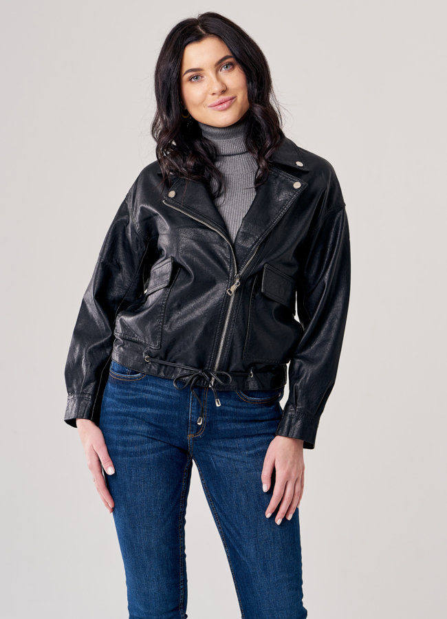 Куртка оверсайз из искусственной кожи модель № 20642 меха малина