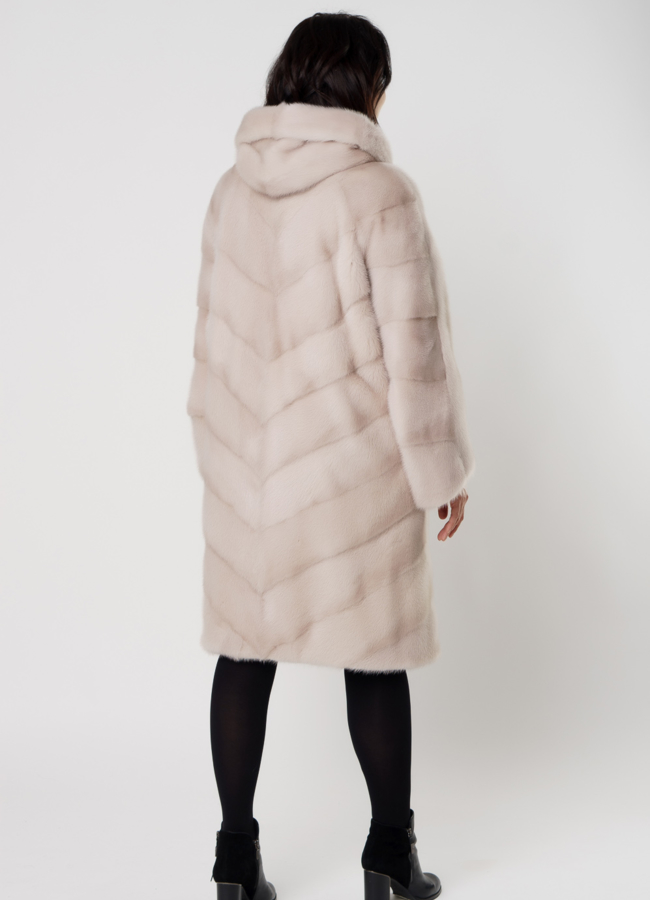 Светлая норковая шуба с капюшоном модель № 3002 в рассрочку