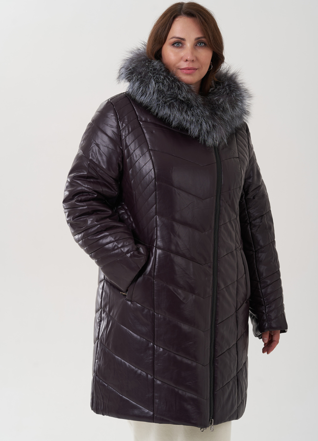 Пуховик из эко кожи с капюшоном на молнии модель № 2639 меха малина