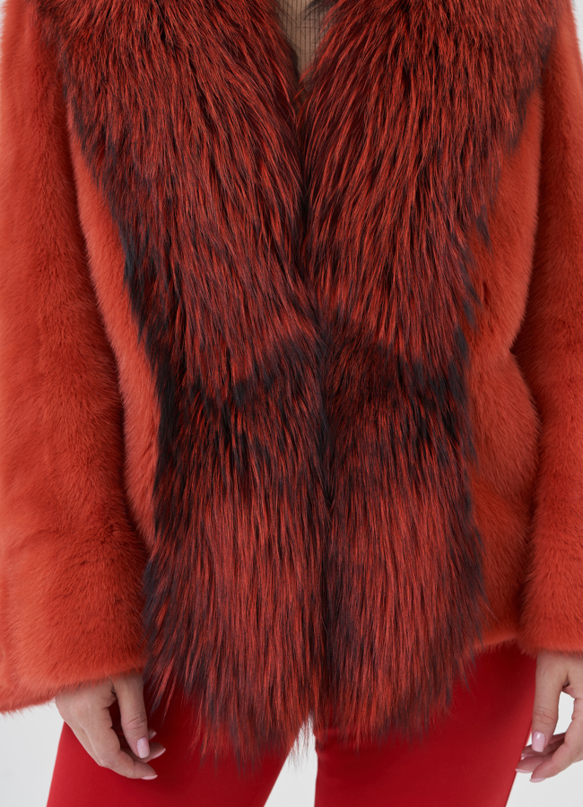 Женская норковая шуба  модель № 24660 в рассрочку