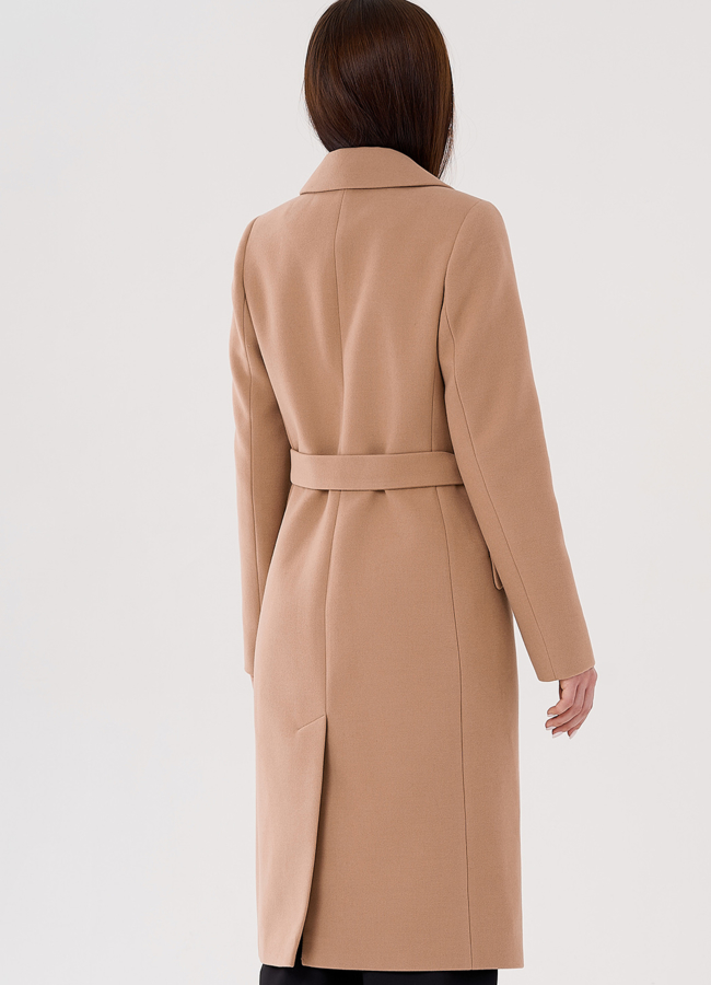 Классическое женское пальто в бежевом цвете модель № 23451 в кредит