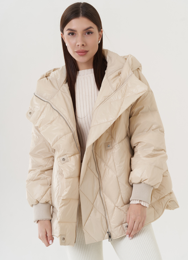 Женский пуховик оверсайз с капюшоном  модель № 25954 в рассрочку