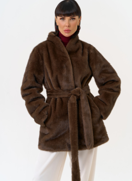 Женская шуба из эко меха с поясом Женская шуба из эко меха с поясом