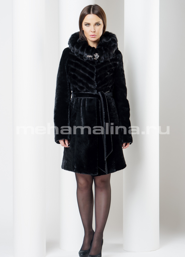 Шуба из мутона с капюшоном модель № S-566 в рассрочку
