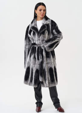 Шуба из меха кролика с английским воротником Шуба из меха кролика с английским воротником