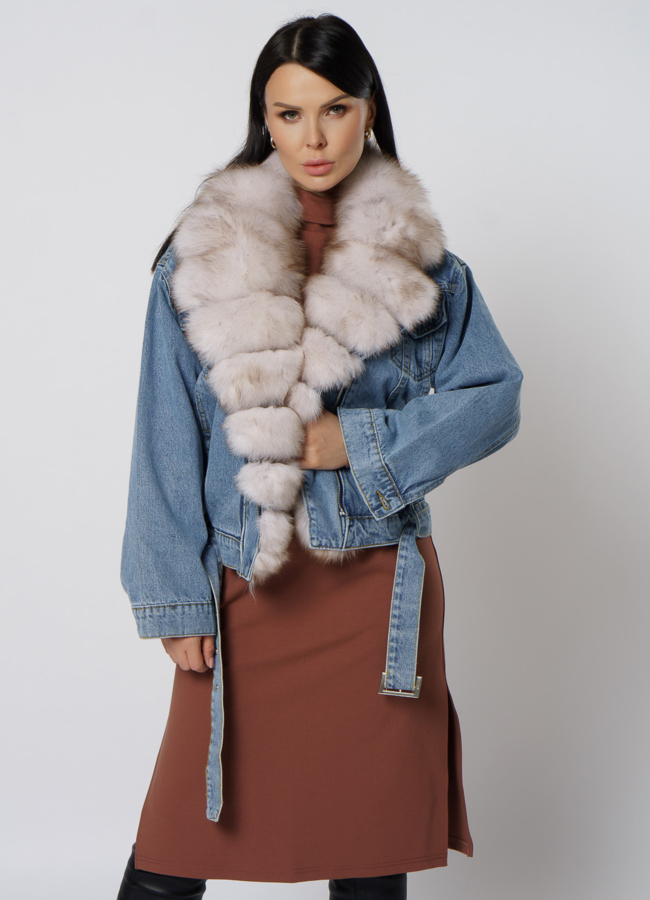Утепленная джинсовая куртка с отделкой из песца модель № 21703 меха малина