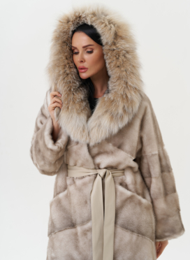 Женская норковая шуба с капюшоном из рыси