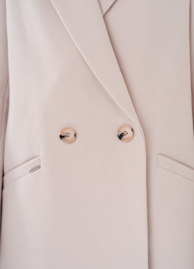 Светлое женское пальто  модель № 24327 в рассрочку