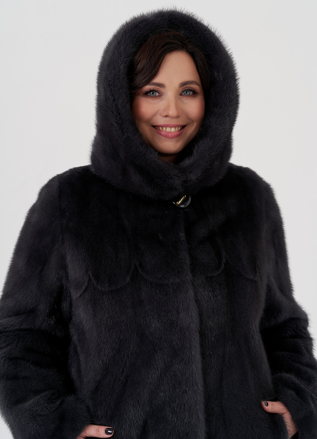 Длинная классическая шуба из норки с капюшоном модель № 23166 универмаг малина