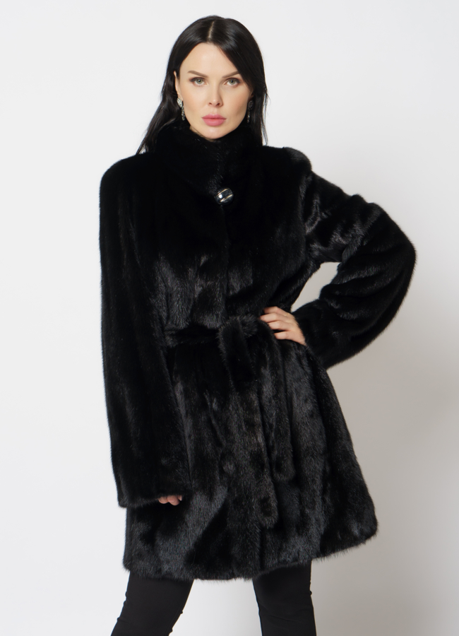 Шуба из норки черного цвета модель № 60172 меха малина