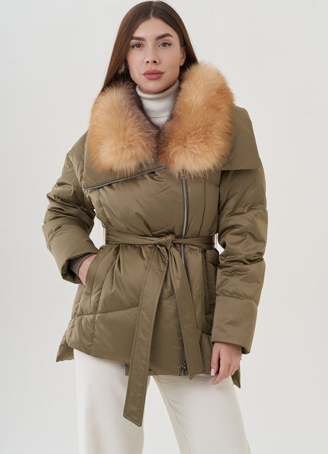 Укороченный женский пуховик с лисой модель № 25728 универмаг малина
