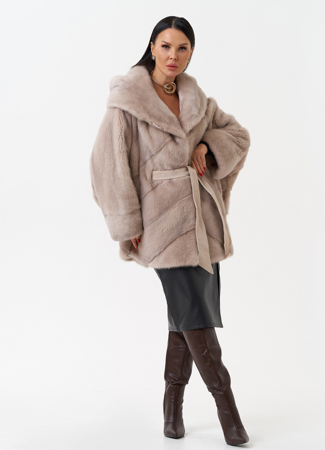 Женская норковая шуба с капюшоном  модель № 28792 универмаг малина