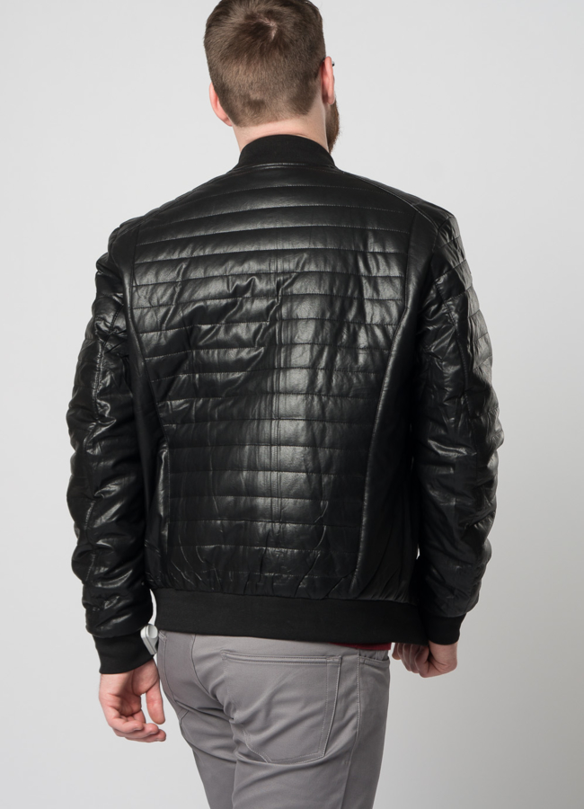 Бомбер из эко кожи черного цвета модель № 715 в рассрочку