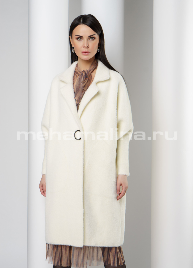 Кардиган женский молочного цвета модель № 1863 меха малина