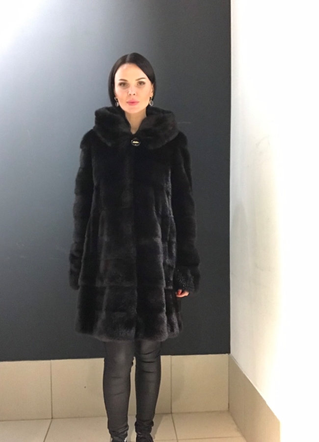 Норковая шуба с воротником стойка цвета махагон модель № 120612К универмаг малина