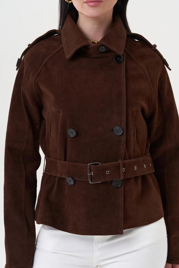 Женская куртка из замши с ремнем