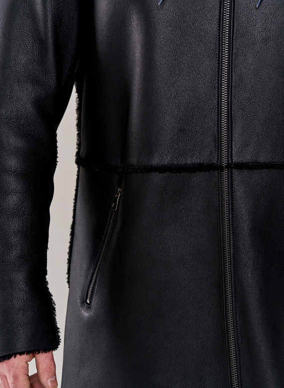 Дубленка мужская с капюшоном