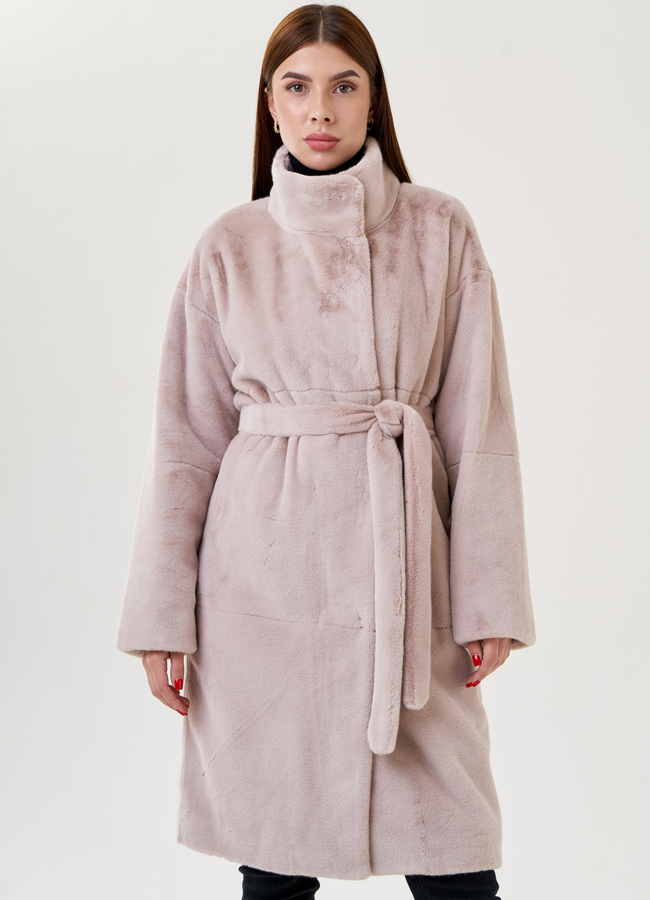 фото Женское пальто из искусственного меха бежевого цвета  модель № 23536