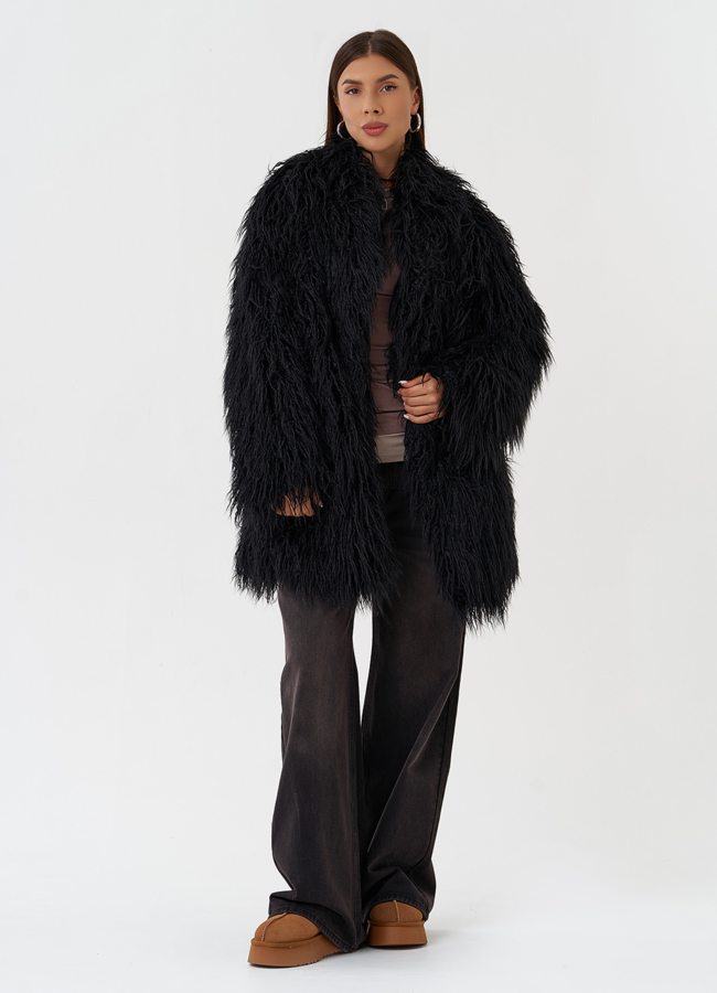 Шуба из эко меха под ламу модель № 28546 универмаг малина