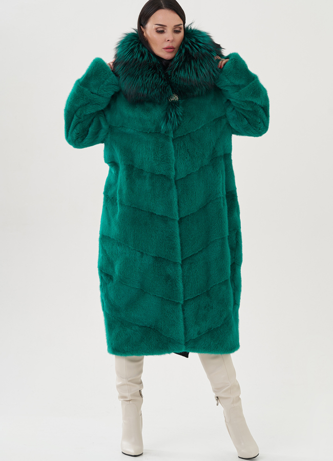 фото Шуба из норки в зеленом цвете с чернобуркой модель № 22073