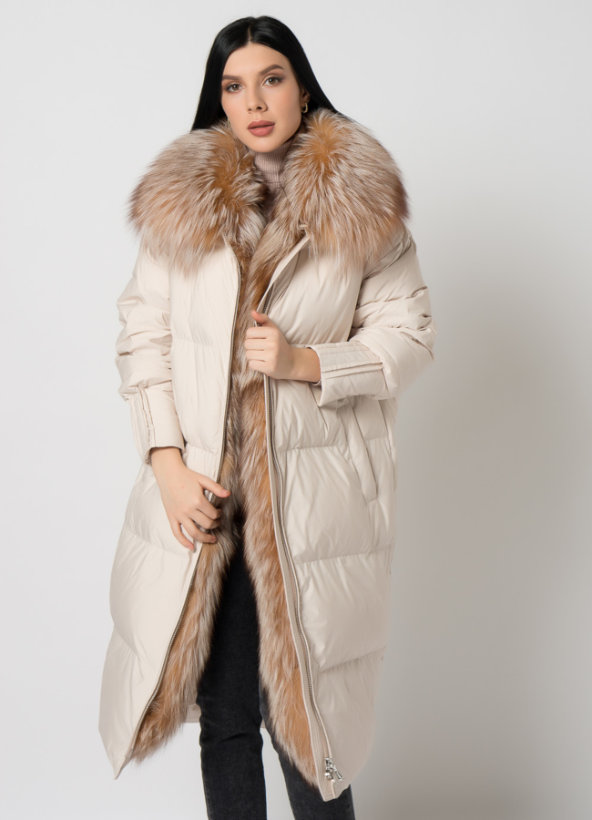 Длинный пуховик с мехом модель № 2310-1 универмаг малина