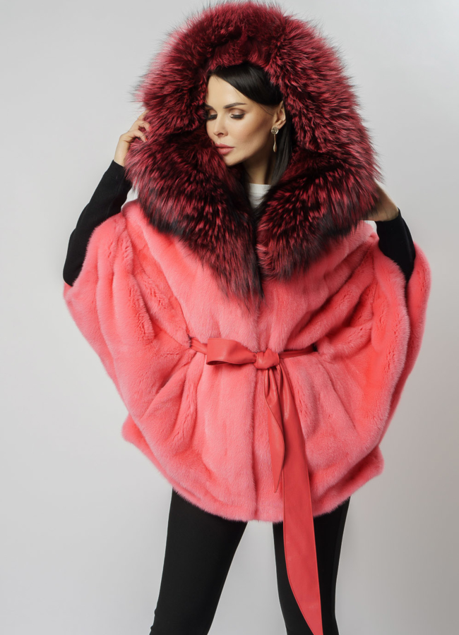 Укороченная норковая шуба с капюшоном в розовом цвете модель № 2012-8 меха малина