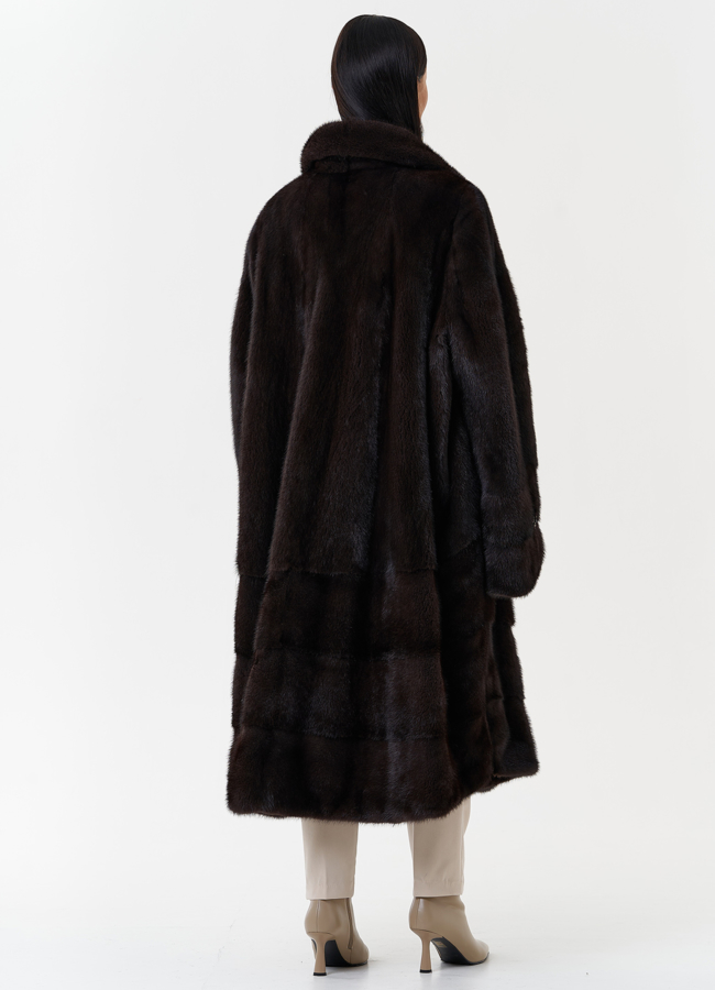 Длинная шуба из скандинавской норки с воротником апаш модель № 27598 универмаг малина