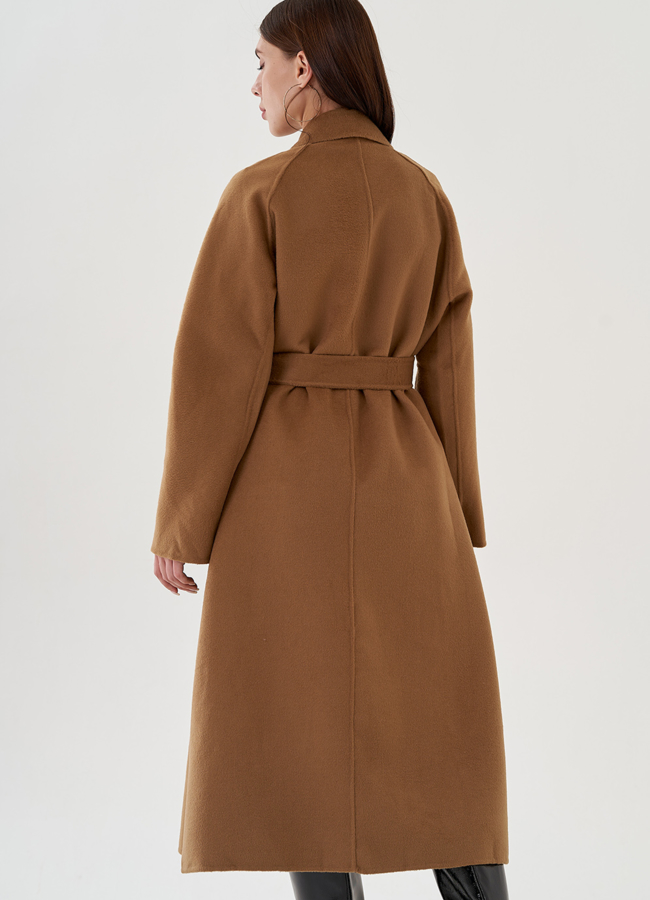 Удлиненное женское пальто в коричневом  цвете  модель № 81824 в кредит