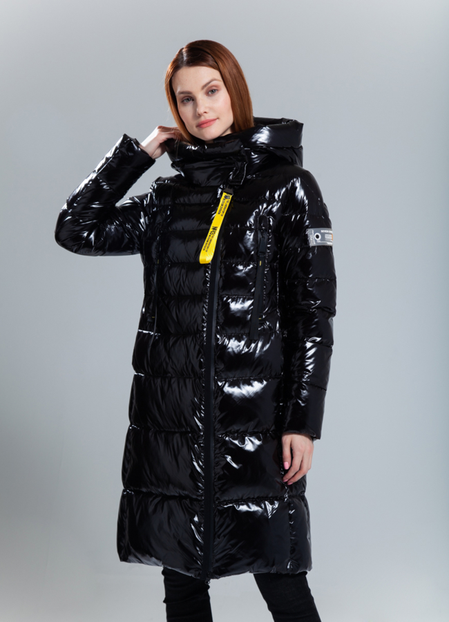 Пуховик женский модель № 501 меха малина