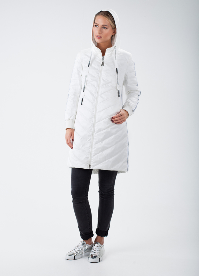 Плащ светлый модель № 726 универмаг малина