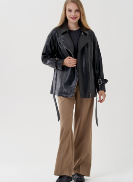 Утепленная весенняя куртка из эко кожи с поясом