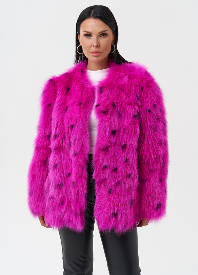 Яркая шуба из меха лисы модель № 28592 универмаг малина