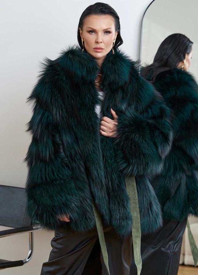 Шуба из меха финской серебристой лисы модель № 28813 универмаг малина