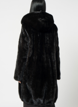 Норковая шуба с капюшоном Норковая шуба с капюшоном