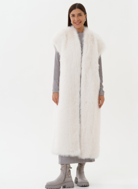 Удлиненный жилет из экомеха