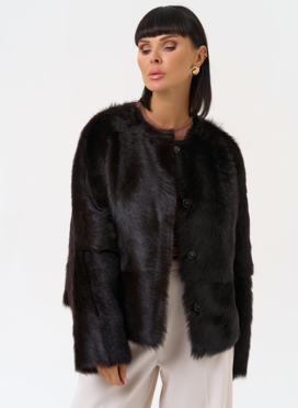 Женская натуральная дубленка в коричневом цвете