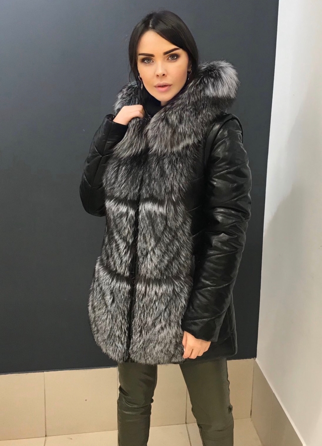 Дубленка с чернобуркой, цвет черный модель № 538 меха малина