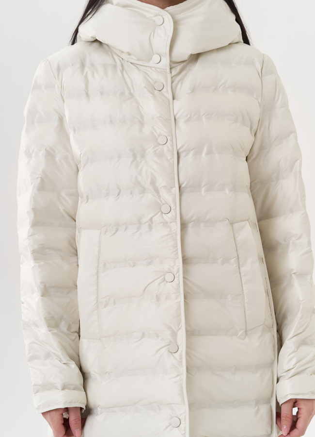 Светлое полупальто с капюшоном модель № 26873 универмаг малина