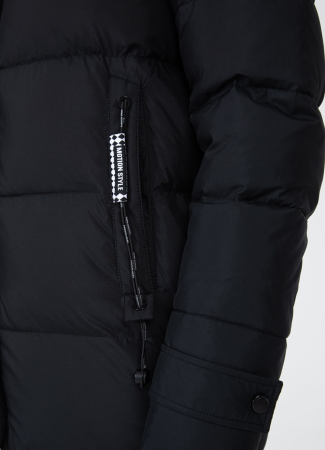 Куртка женская с капюшоном  модель № 25776 универмаг малина