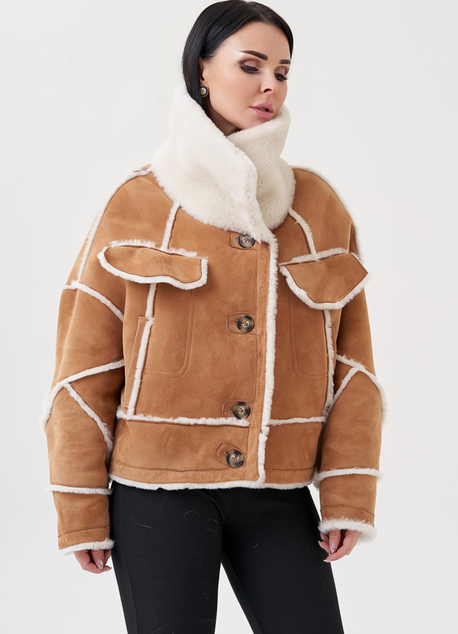 Женская дубленка с английским воротником  модель № 23906 в рассрочку