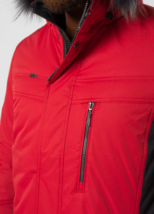 Куртка красного цвета на молнии с капюшоном, отделка енот модель № 21666 универмаг малина