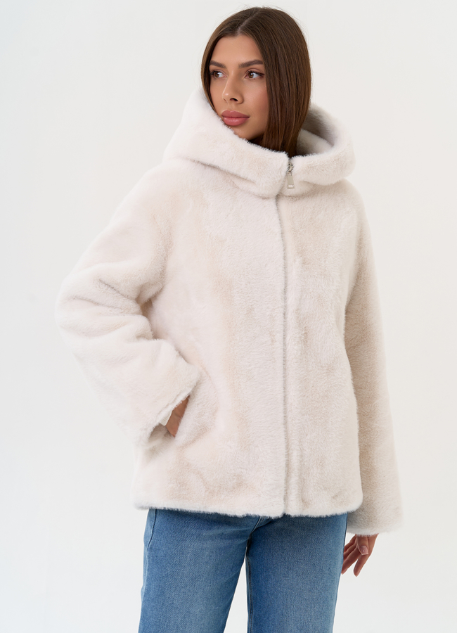 фото Женская куртка из эко меха с капюшоном модель № 31223 фото Женская куртка из эко меха с капюшоном модель № 31223