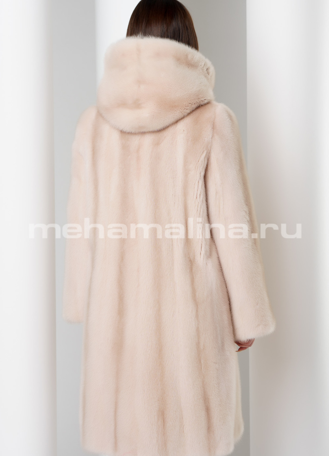 фото Светлая шуба из норки модель № S-569