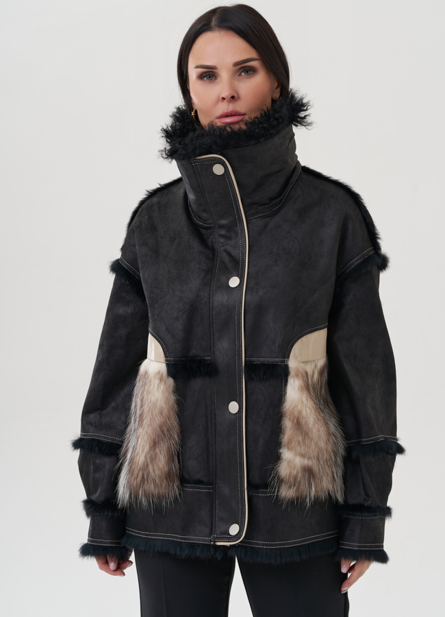 Куртка черного цвета с деталями из меха кролика модель № 25543 универмаг малина