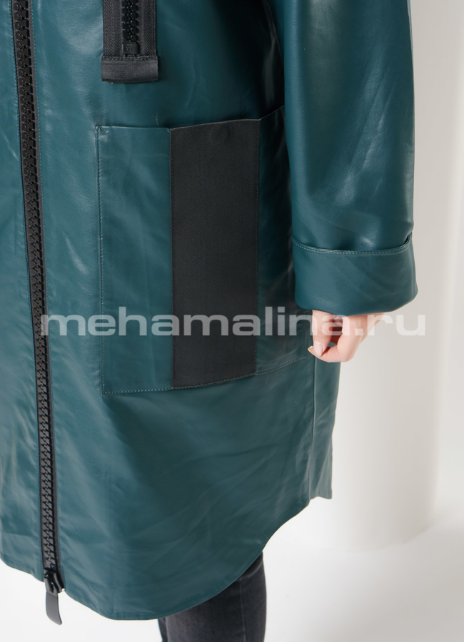 Плащ из эко кожи с капюшоном на молнии модель № 18015 универмаг малина