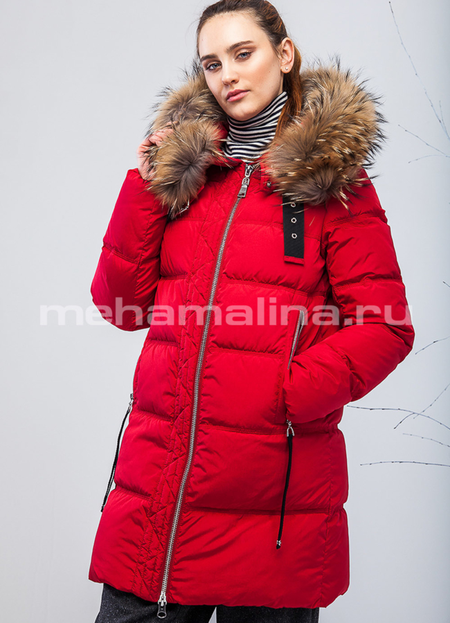 Женский пуховик с мехом модель № П-173 меха малина